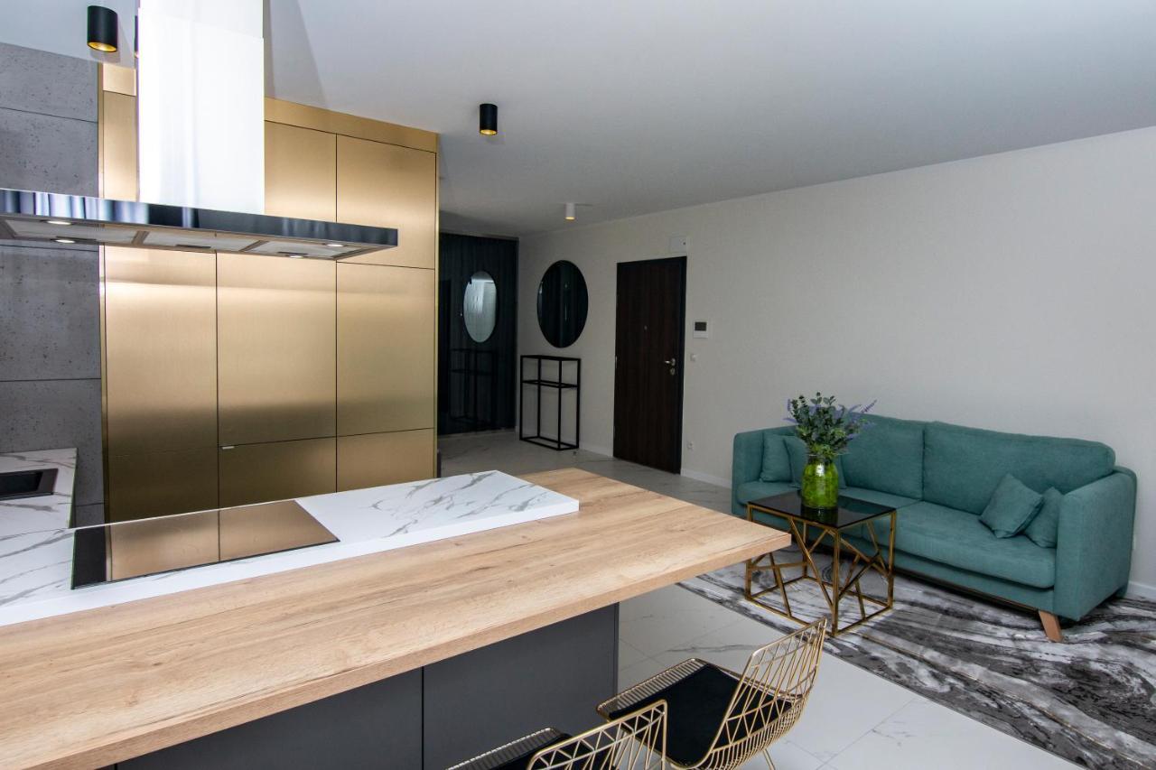 El Apartments - Aries ポズナン エクステリア 写真